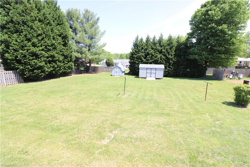645 Lee Road Thomasville, NC 27360 - Photo 19 of 28 Gallery Image 19