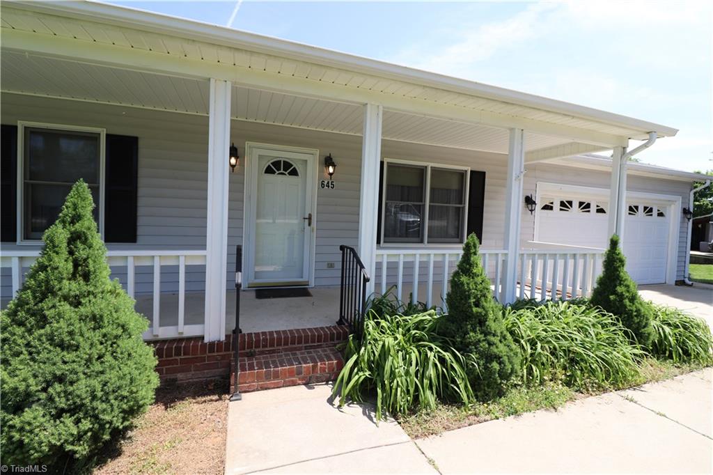 645 Lee Road Thomasville, NC 27360 - Photo 3 of 28 Gallery Image 3