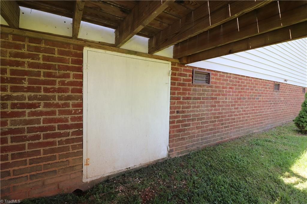645 Lee Road Thomasville, NC 27360 - Photo 28 of 28 Gallery Image 28