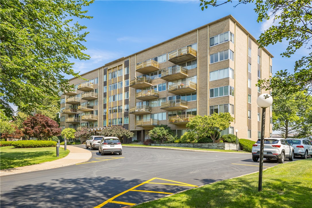1400 East Avenue, Unit UN313 Rochester, NY 14610 - Photo 28 of 32