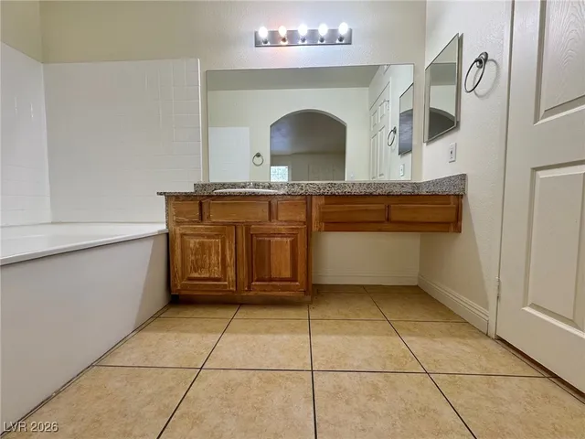 $1,230 | 6500 West Lake Mead Boulevard, Unit 107, Las Vegas, NV 89108