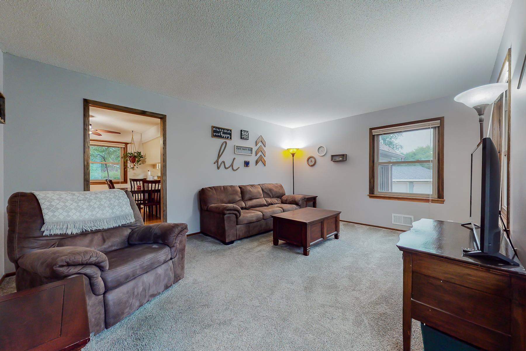 3421 16th Avenue Northwest Rochester, MN 55901 - Photo 8 of 32