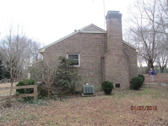 2216 Academy Road Powhatan, VA 23139 - Photo 5 of 14 Gallery Image 5