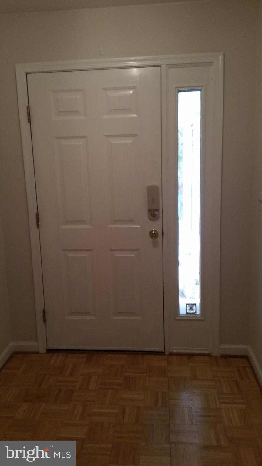 108 Indian Hills Road Locust Grove, VA 22508 - Photo 4 of 19 Foyer
