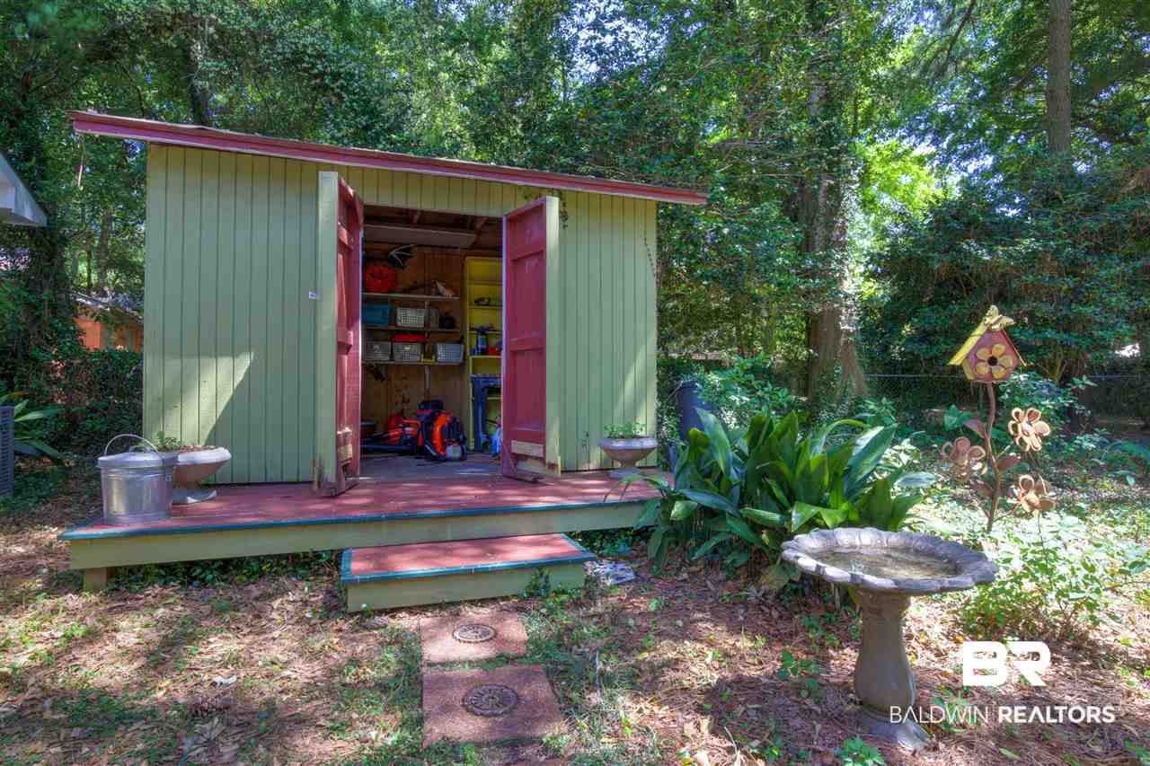 206 Orange Avenue Fairhope, AL 36532 - Photo 29 of 32 shed