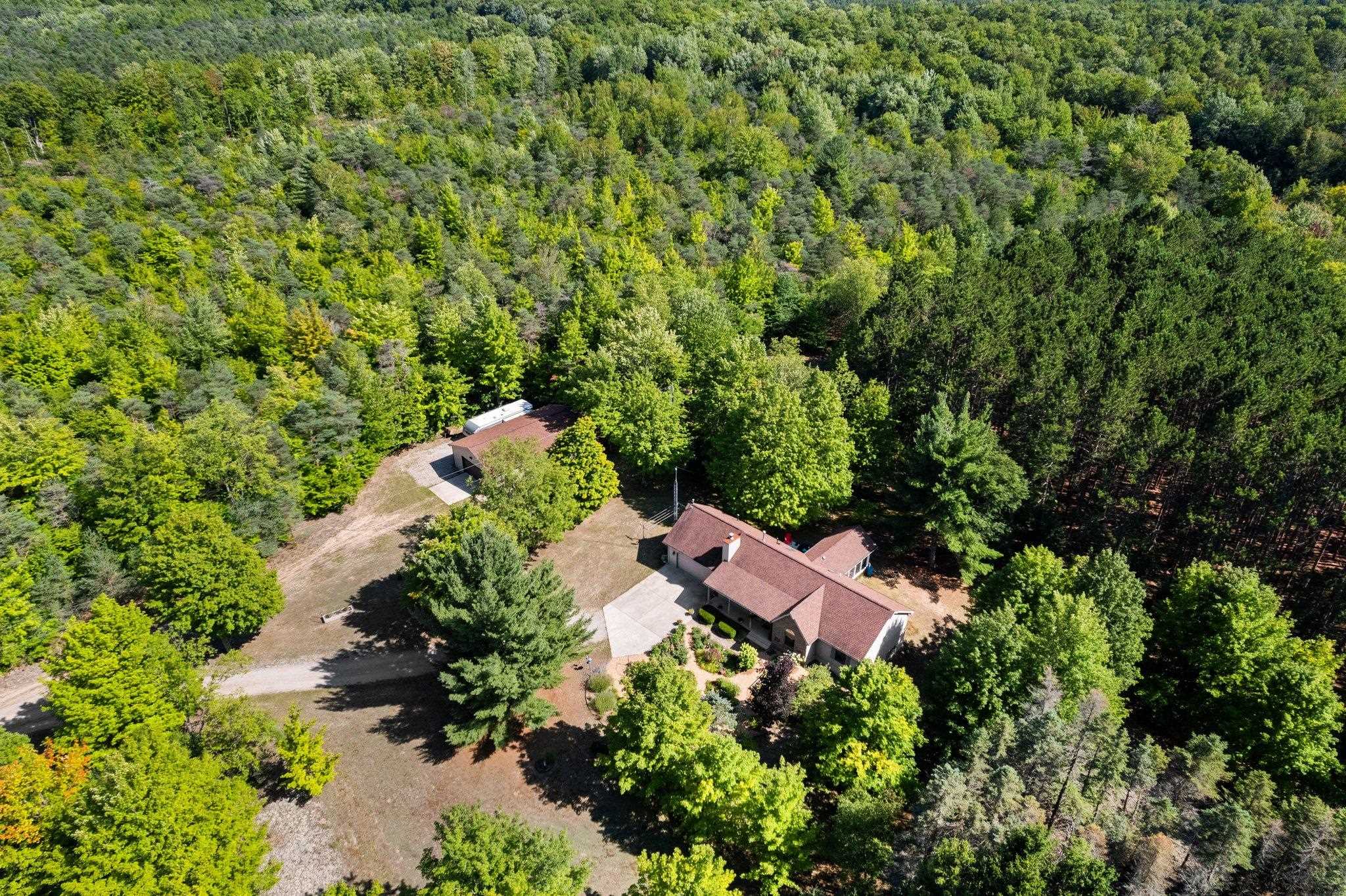 12793 Homestead Road Beulah, MI 49617 - Photo 53 of 59