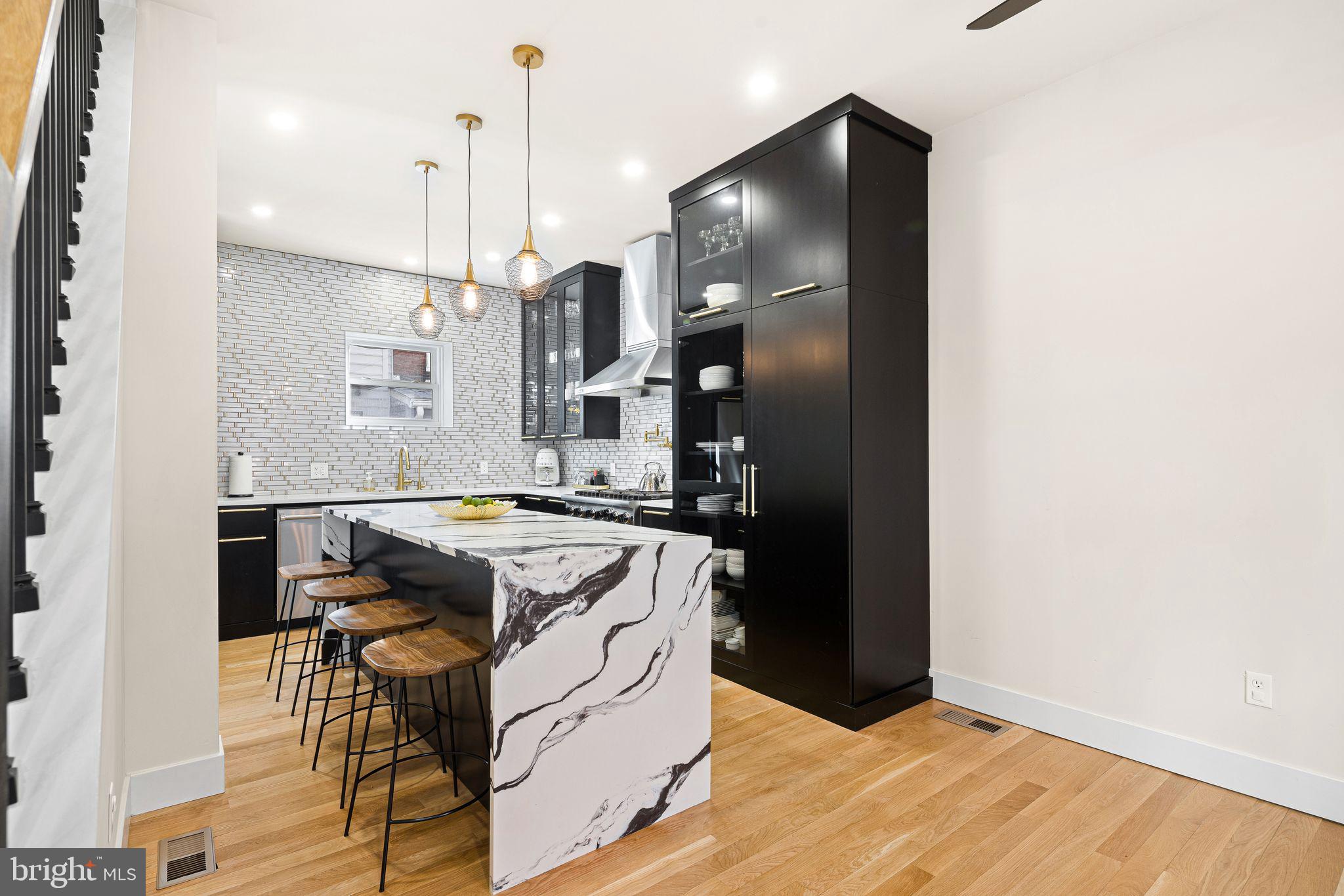 2314 Madison Square Philadelphia, PA 19146 - Photo 2 of 36