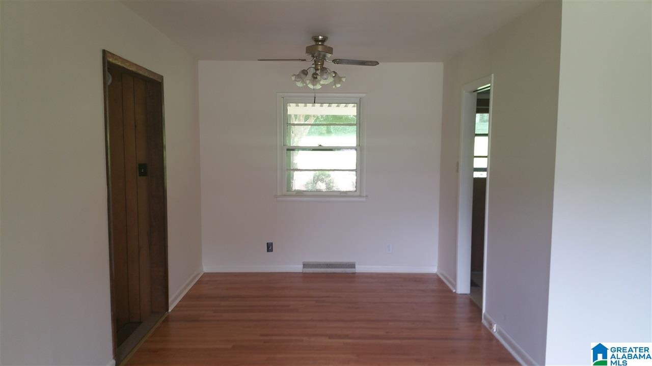 552 5th Terrace Pleasant Grove, AL 35127 - Photo 3 of 11
