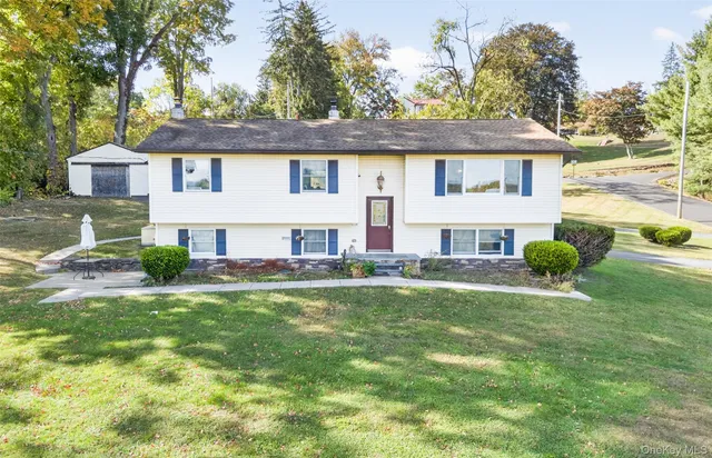 $720,000 | 7 Mt Rose Road, Marlboro, NY 12542