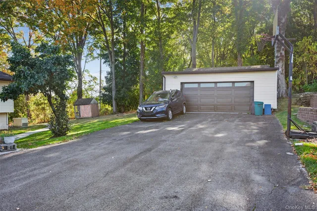 $720,000 | 7 Mt Rose Road, Marlboro, NY 12542