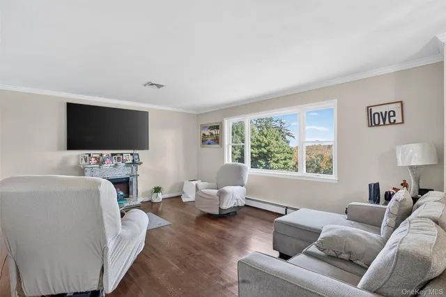 $720,000 | 7 Mt Rose Road, Marlboro, NY 12542