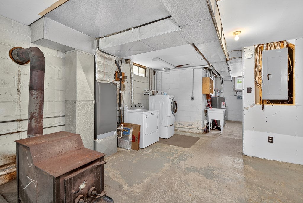 22129 Fisher Hollow Road Damascus, VA 24236 - Photo 29 of 38 Gallery Image 29