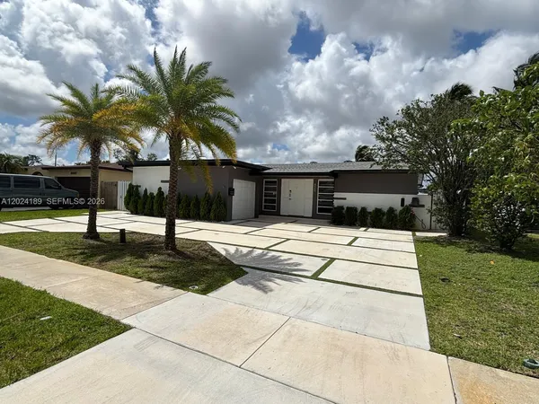 $4,000 | 8460 Northwest 21st Street, Sunrise, FL 33322