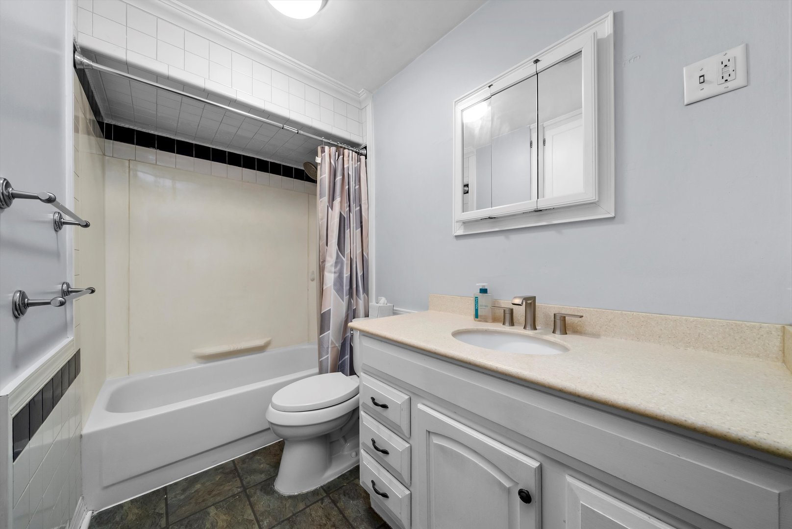 11 Greenfield Road Montgomery, IL 60538 - Photo 16 of 22 a bathroom with a sink a toilet and a bathtub