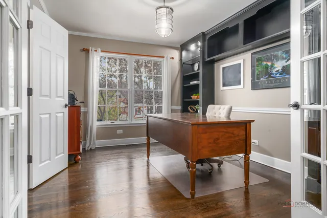 $949,000 | 15393 West Oak Spring Road, Libertyville, IL 60048