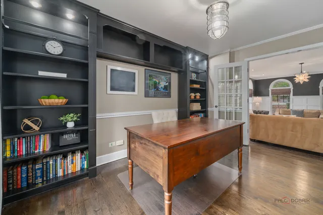 $949,000 | 15393 West Oak Spring Road, Libertyville, IL 60048