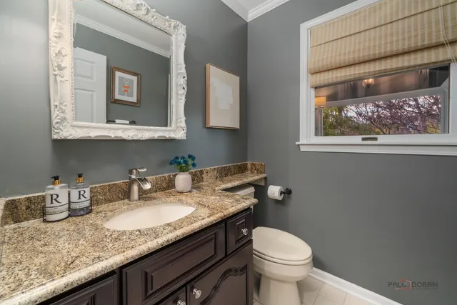 $949,000 | 15393 West Oak Spring Road, Libertyville, IL 60048