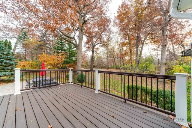 $949,000 | 15393 West Oak Spring Road, Libertyville, IL 60048