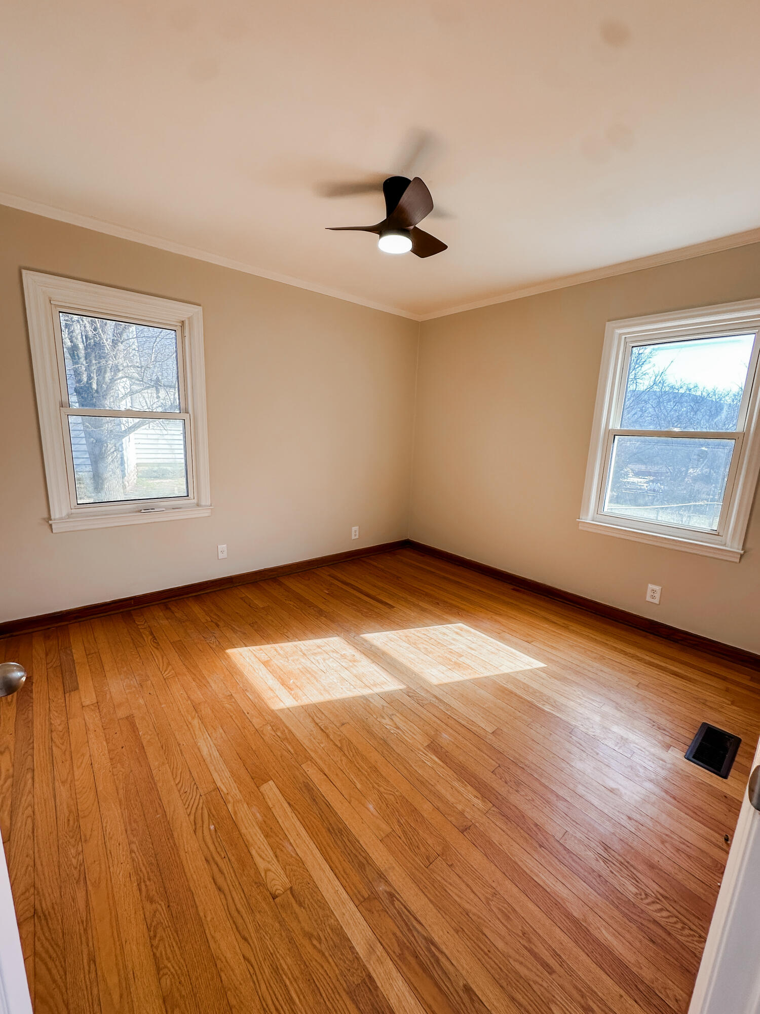 2404 Main Street Pikeville, TN 37367 - Photo 28 of 34 IMG_8999