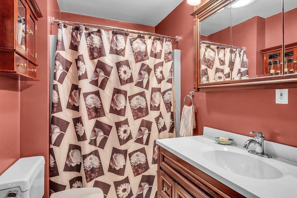23 Harrington Road Westminster, MA 01473 - Photo 25 of 42 a bathroom with a sink and a mirror
