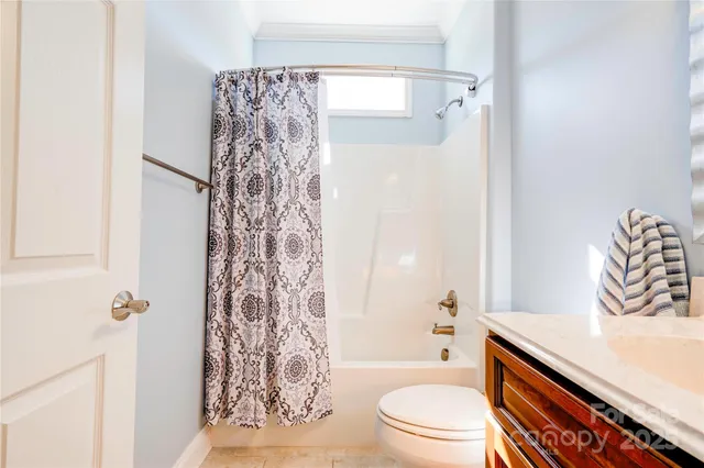 $460,000 | 128 Harbourtown Drive, Kings Mountain, NC 28086