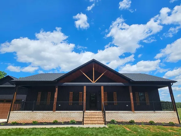 $495,000 | 1155 Piney Mountain Road, Appomattox, VA 24522