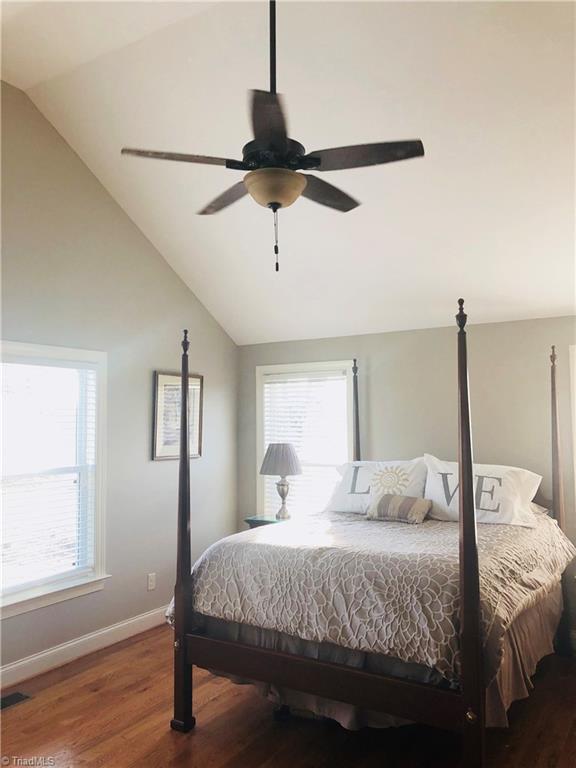 2021 Mountain View Road King, NC 27021 - Photo 11 of 29 Master bedroom