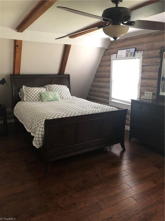 2021 Mountain View Road King, NC 27021 - Photo 21 of 29 Upstairs bedroom
