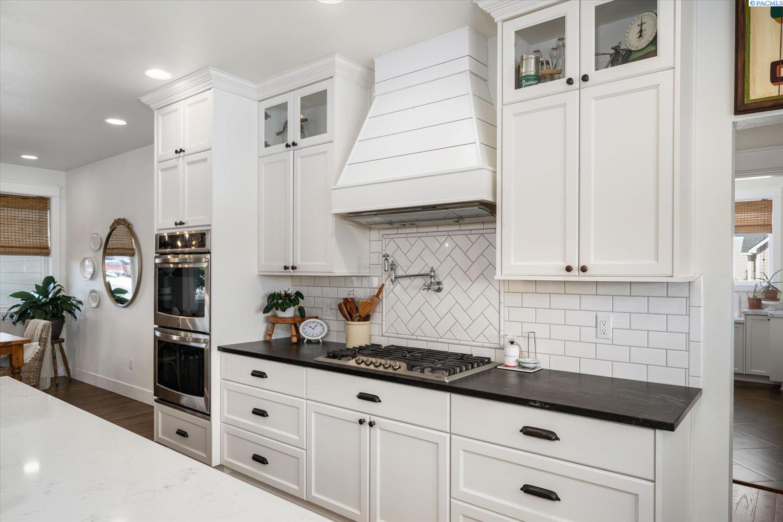 83204 Sagebrush Road Kennewick, WA 99338 - Photo 9 of 41 Gallery Image 9