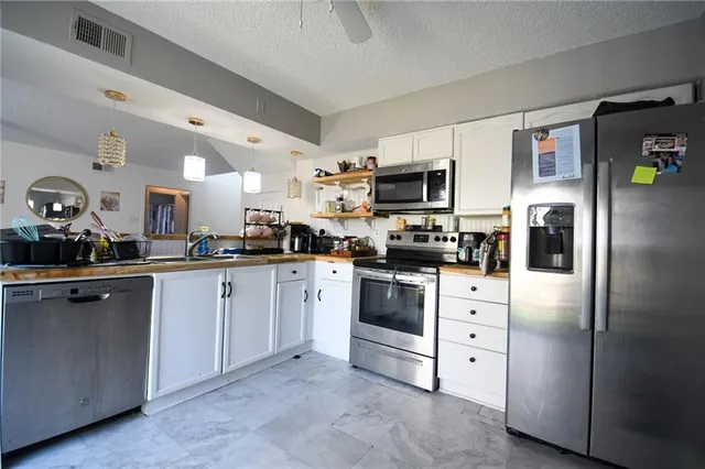 $1,700 | 1500 West Esplanade Avenue, Unit 37D, Kenner, LA 70065