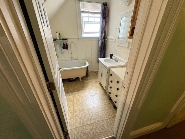 $225,000 | 18 Madison Street, Rochester, NY 14608