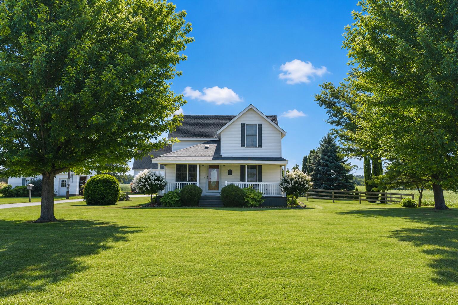 12715 Randolph Street Crown Point, IN 46307 - Photo 2 of 46 1537x1023