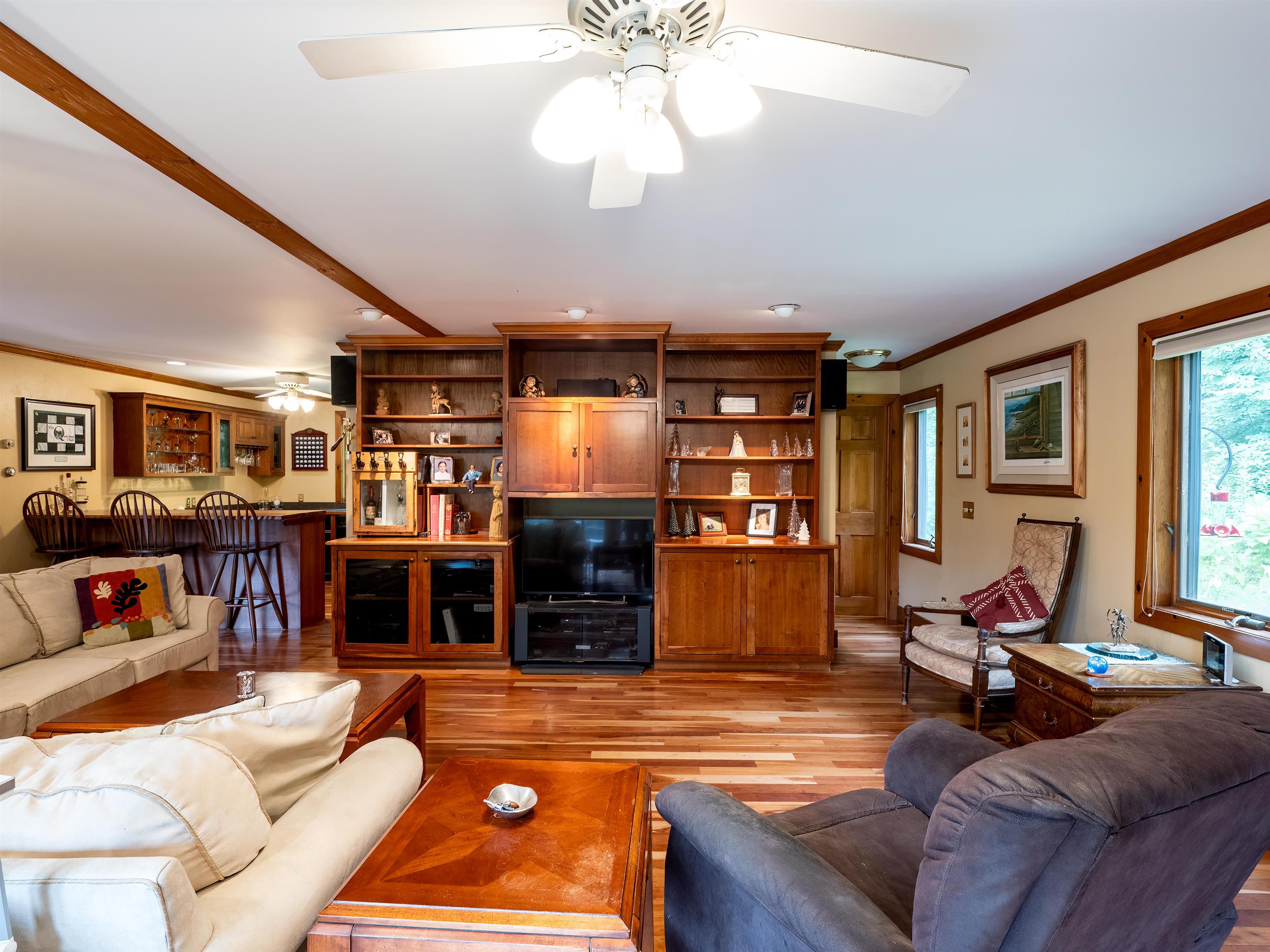 406 Tichenor Road Hartford, VT 05059 - Photo 19 of 40 Gallery Image 19
