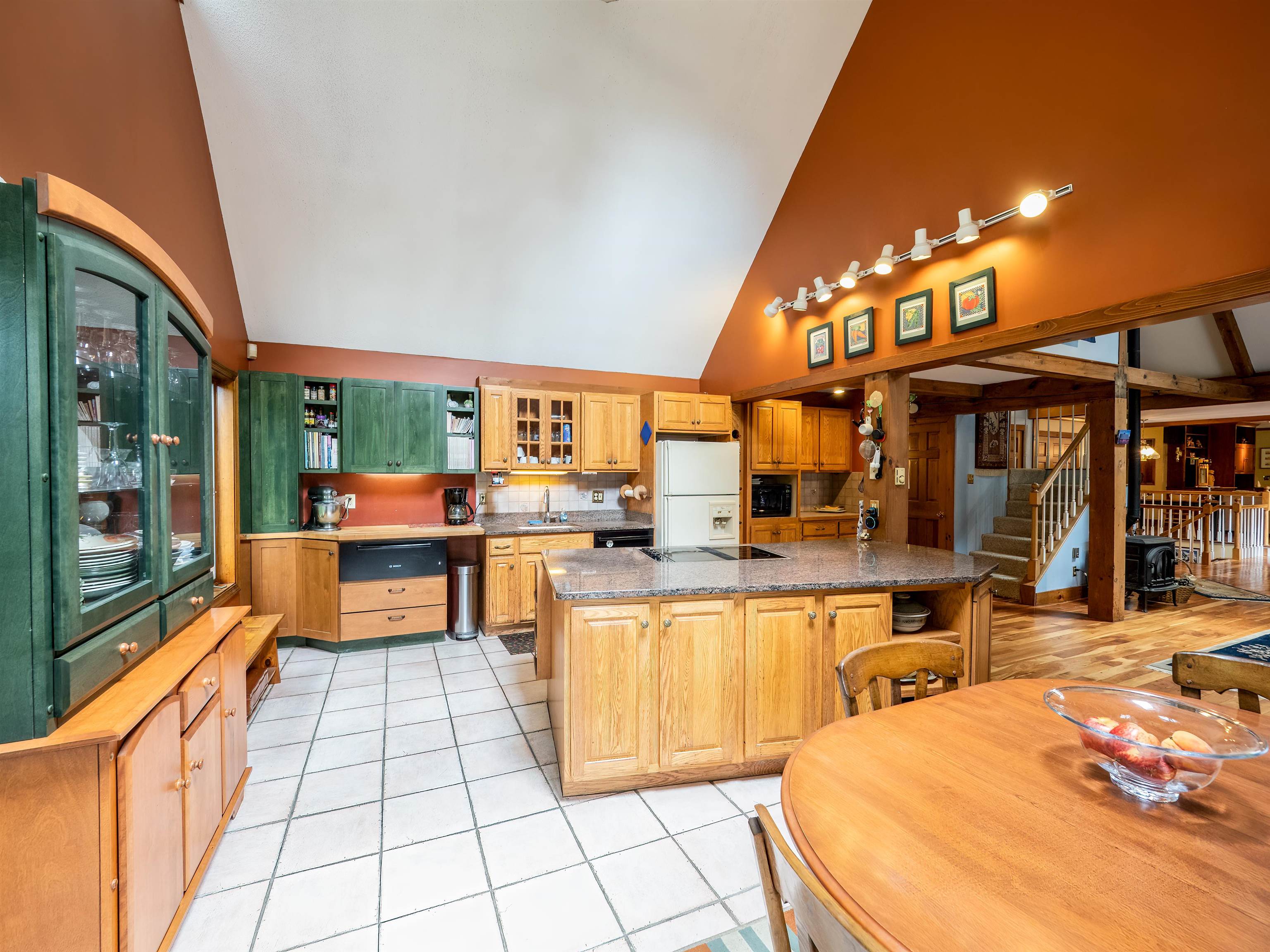 406 Tichenor Road Hartford, VT 05059 - Photo 35 of 40 Gallery Image 35
