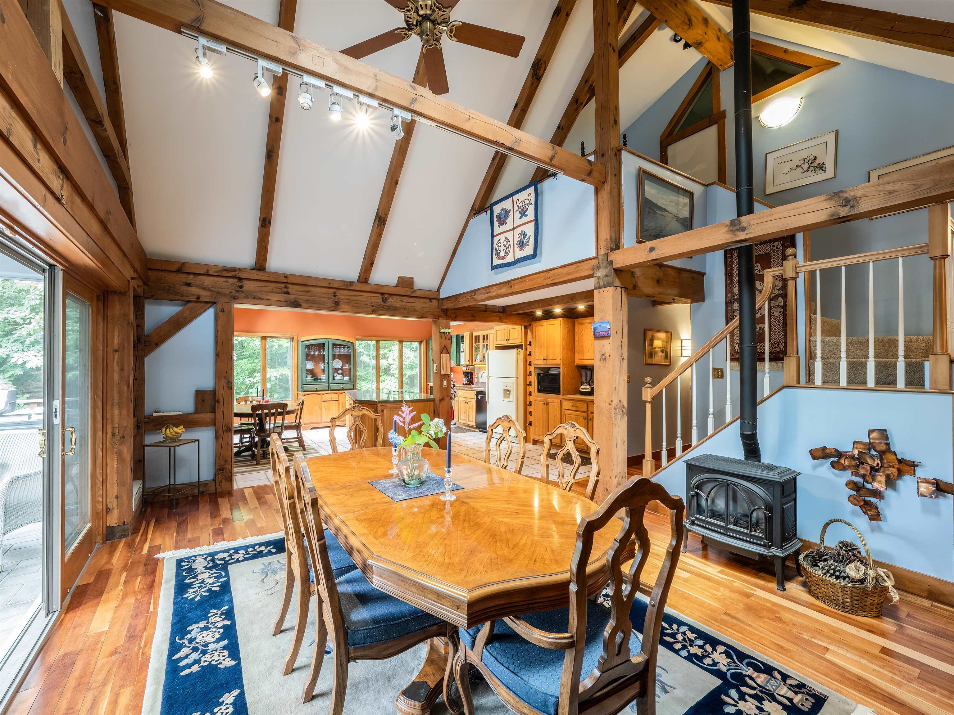 406 Tichenor Road Hartford, VT 05059 - Photo 4 of 40 Gallery Image 4