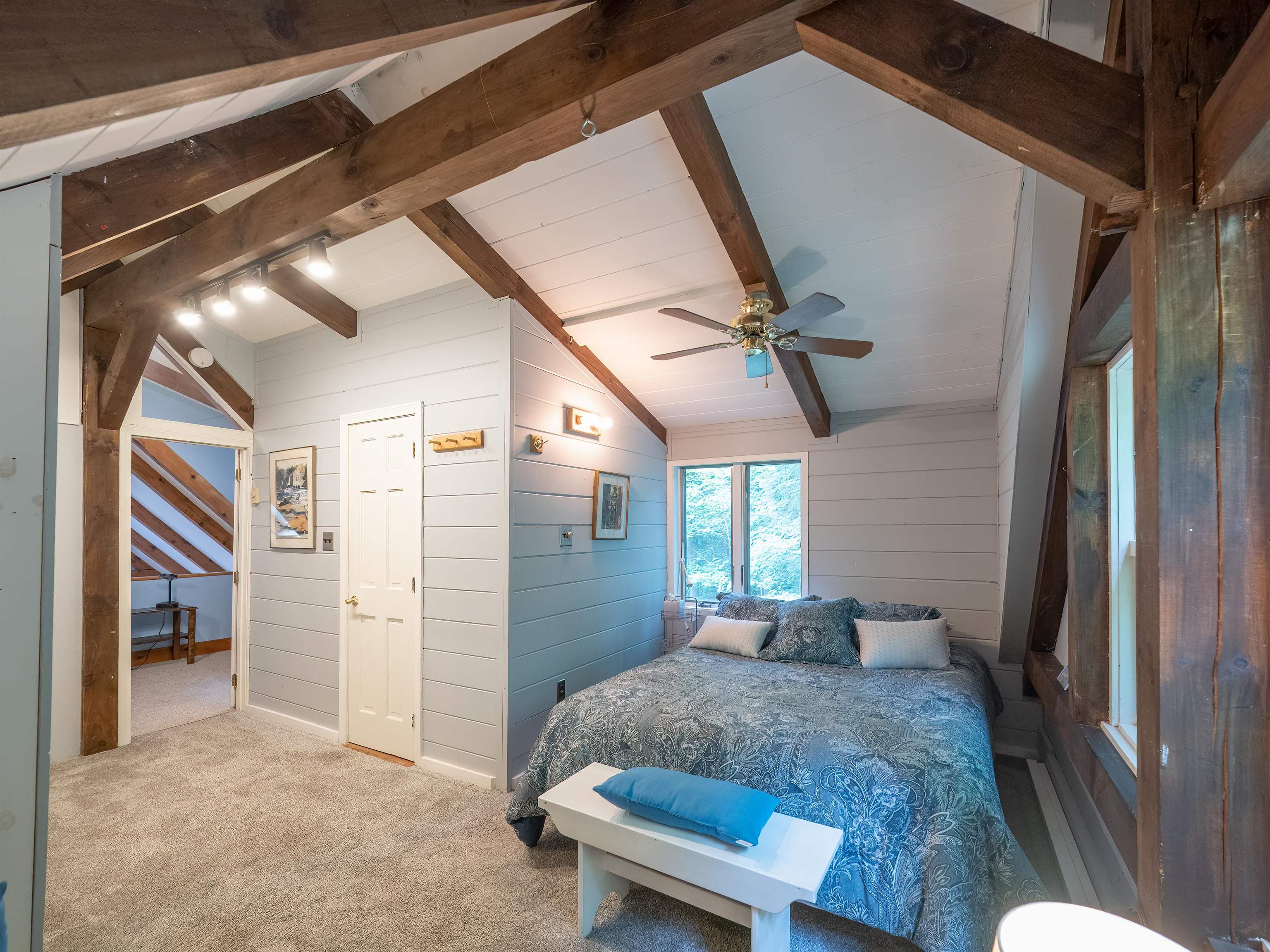 406 Tichenor Road Hartford, VT 05059 - Photo 10 of 40 Gallery Image 10