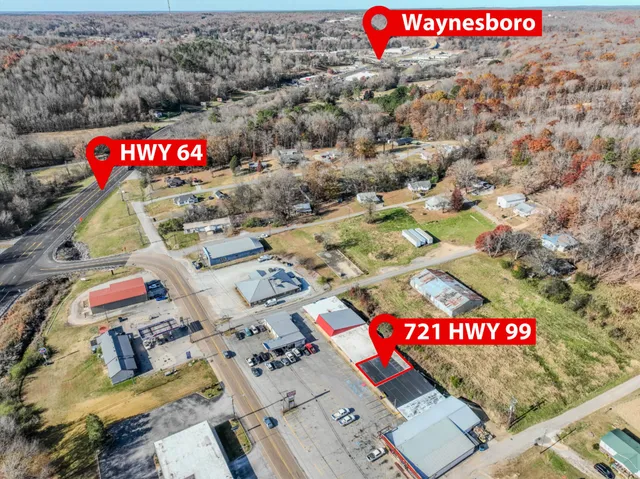 a view of a water fountain