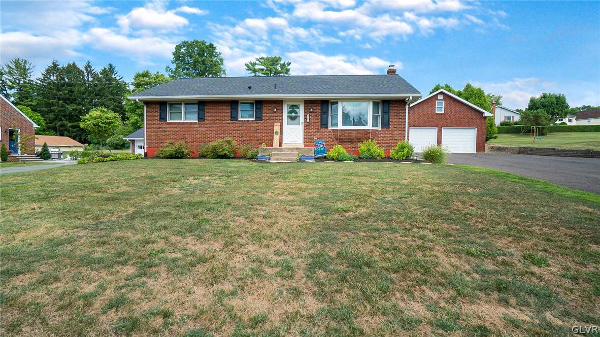 3267 Bingen Road Bethlehem, PA 18015 - Photo 2 of 31 Gallery Image 2