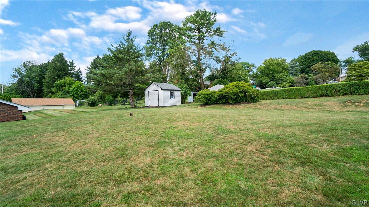 3267 Bingen Road Bethlehem, PA 18015 - Photo 26 of 31 Nice Privacy with such a huge back yard