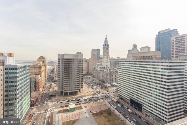 $300,000 | 1600 Arch Street, Unit 704, Philadelphia, PA 19103