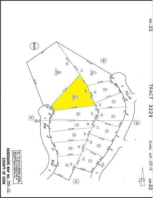 22948 Rim Way Tehachapi, CA 93561 - Photo 12 of 16 a view of a swimming pool