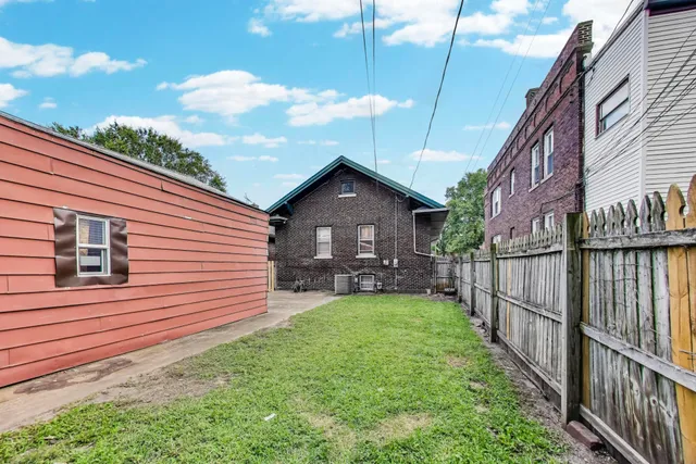 $239,900 | 37 East Elizabeth Street, Hammond, IN 46320