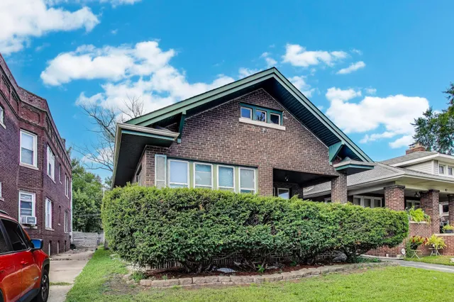 $239,900 | 37 East Elizabeth Street, Hammond, IN 46320