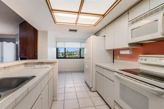 $809,000 | 900 Pinellas Bayway South, Unit 109, Tierra Verde, FL 33715