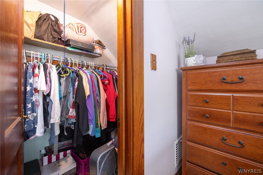 187 Colgate Avenue Buffalo, NY 14220 - Photo 23 of 34