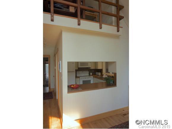 667 Cardinal Road Brevard, NC 28712 - Photo 10 of 24 Gallery Image 10