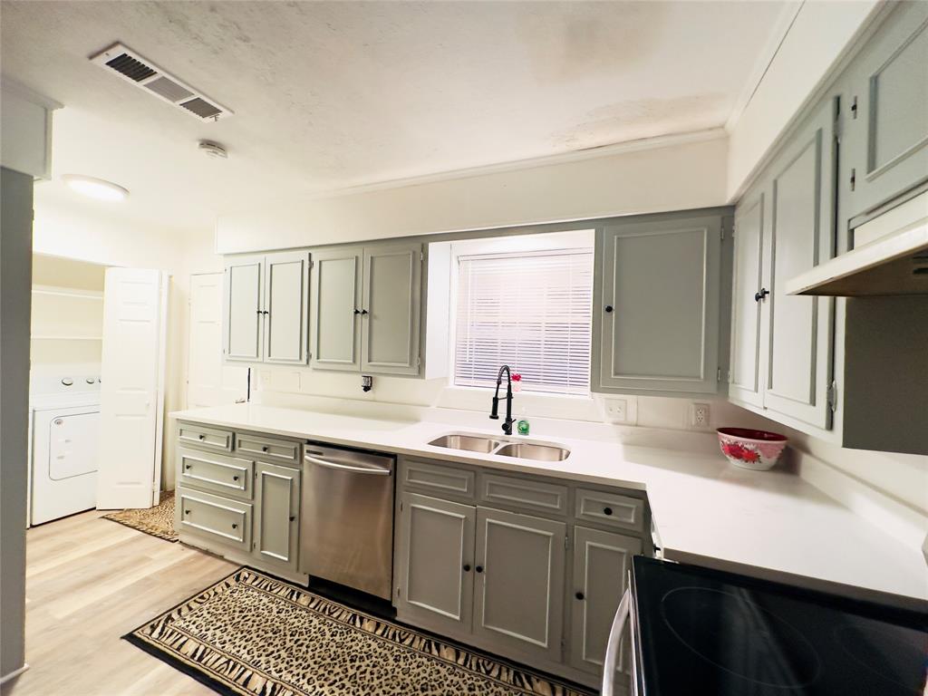 1206 Earl Street Commerce, TX 75428 - Photo 14 of 26