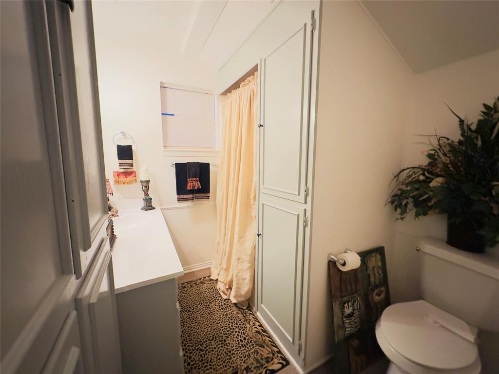 1206 Earl Street Commerce, TX 75428 - Photo 20 of 26