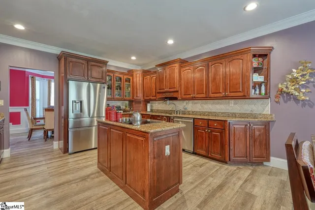 $600,000 | 251 North Lake Emory Drive, Inman, SC 29349