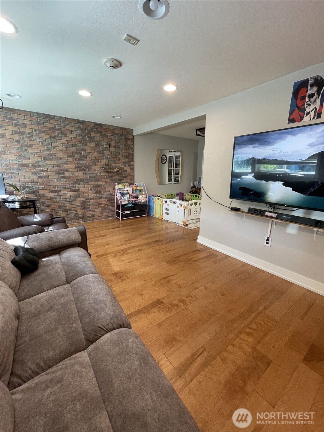 Undisclosed Address Redmond, WA 98052 - Photo 3 of 25